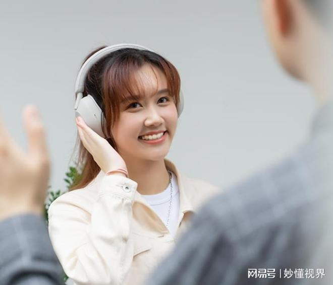 款头戴式降噪耳机推荐！j9九游会网址是什么三(图4)